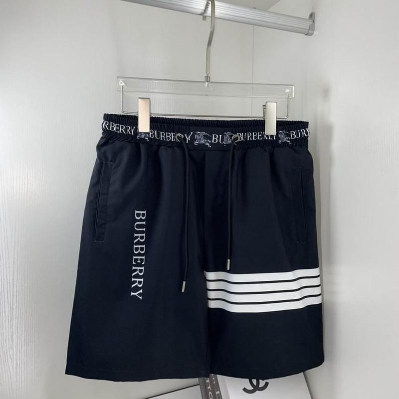 Burberry Men's Shorts 46